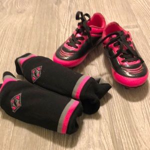 Vizari Toddler Girl Pink Cleats and Shin Guards